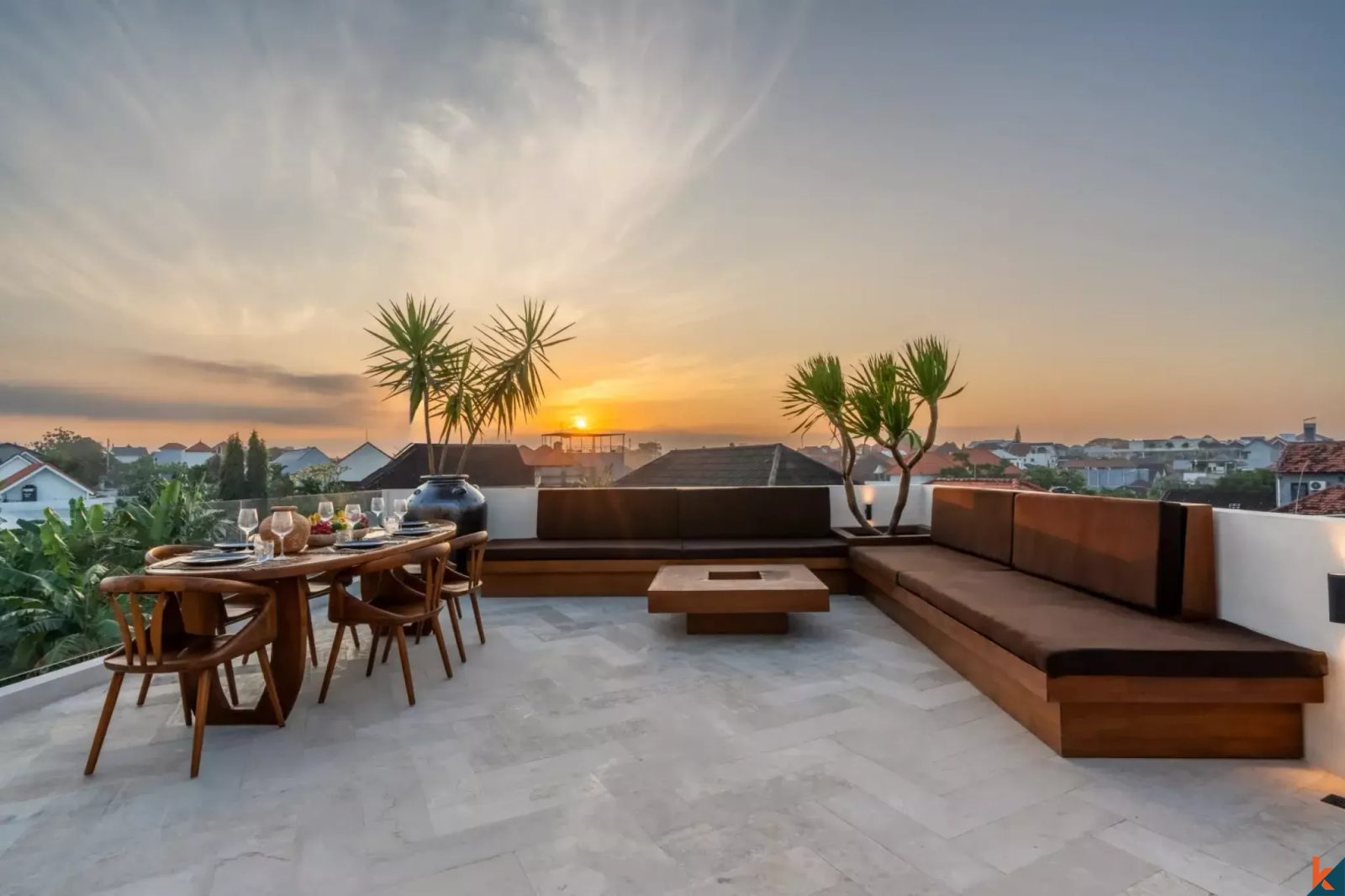 4-bedroom freehold villa in Canggu — photo 3 of 5