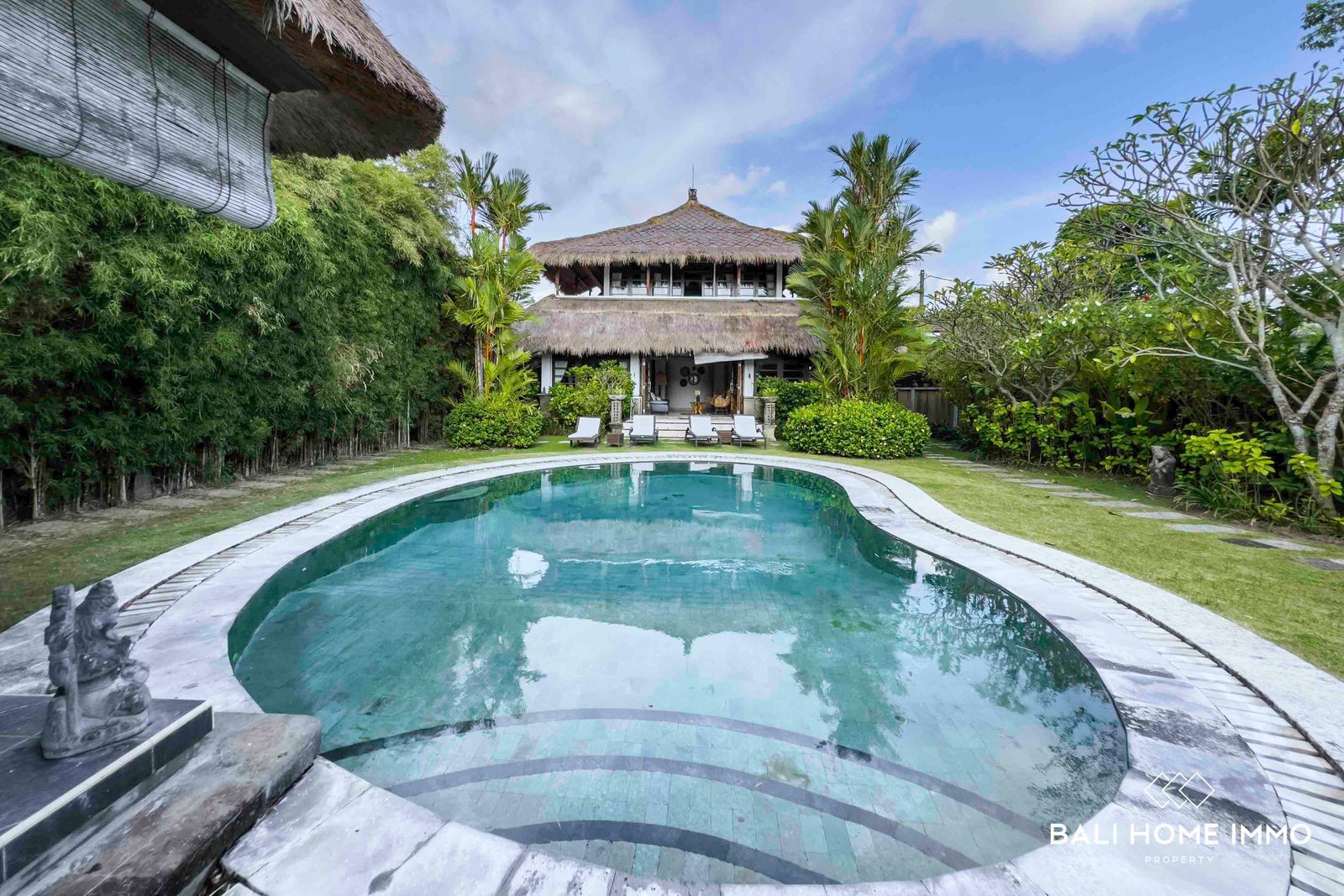 3-bedroom freehold villa in Canggu — photo 2 of 5