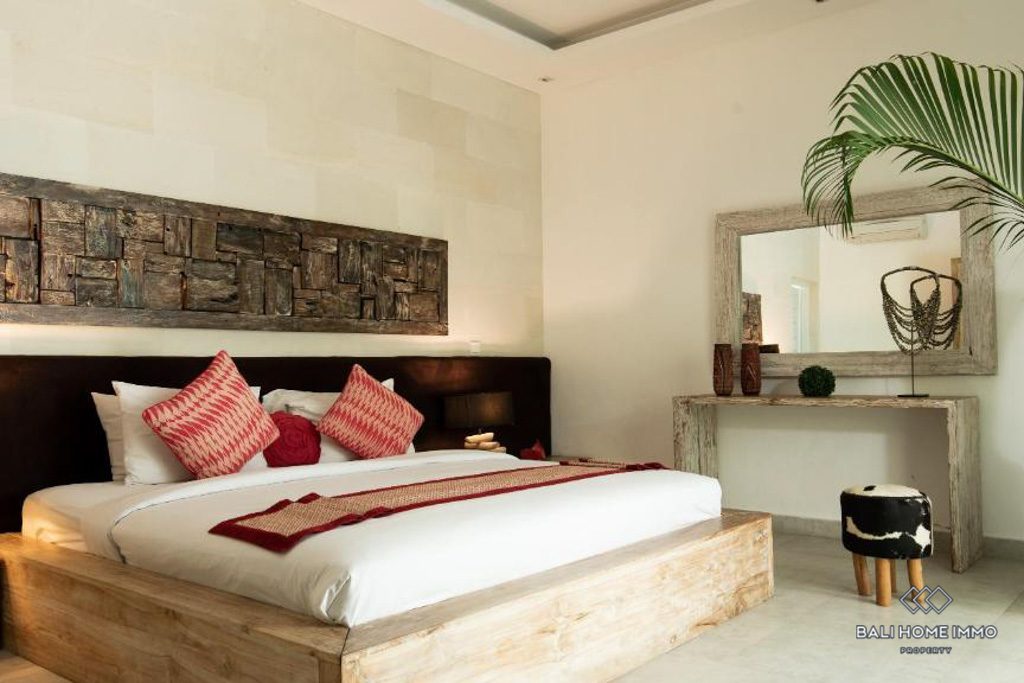 4-bedroom leasehold villa in Seminyak — photo 5 of 5