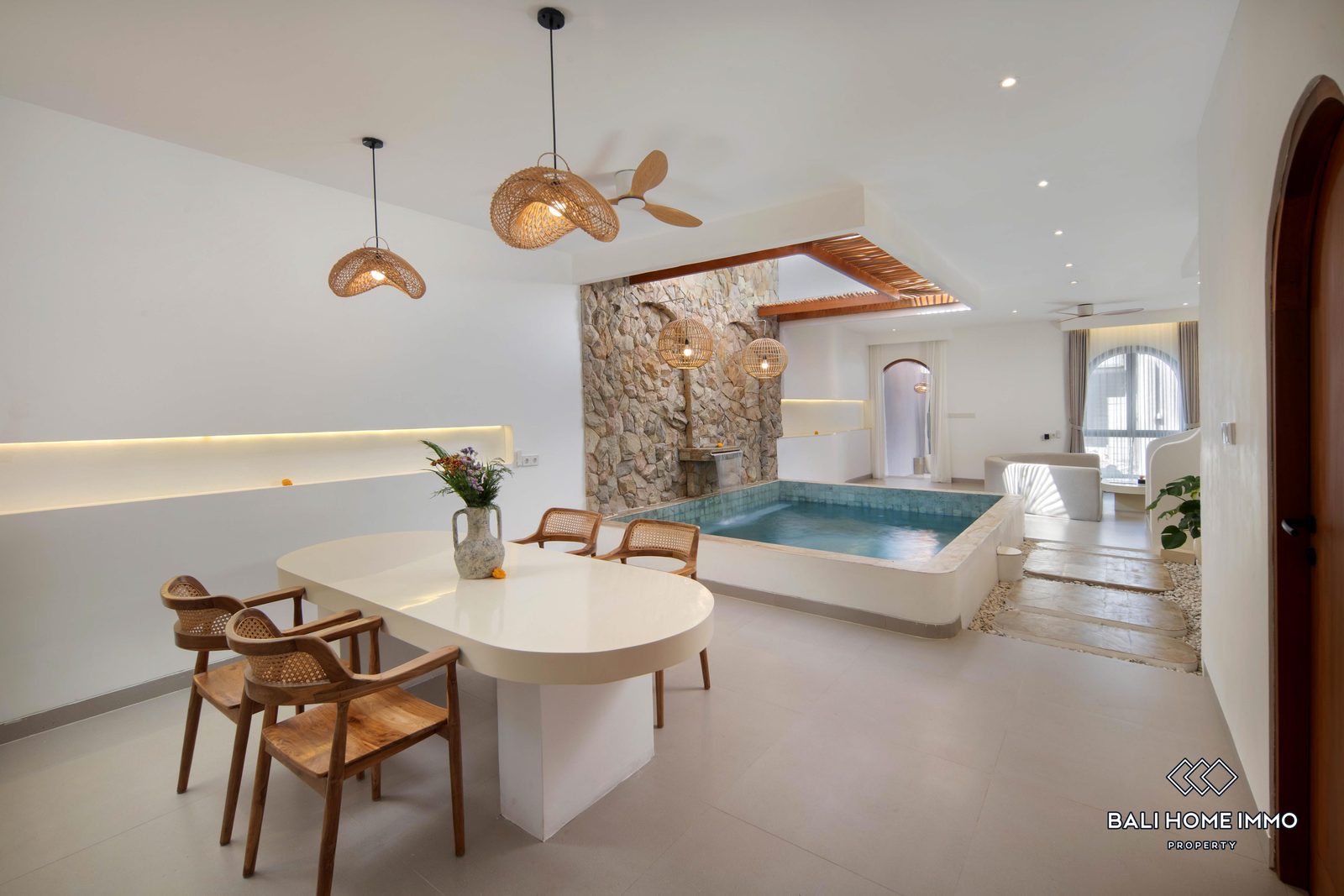 2-bedroom freehold villa in Canggu — photo 3 of 5