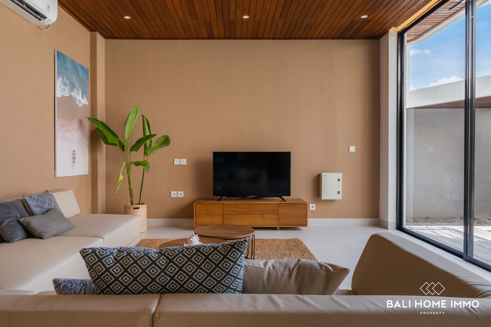 3-bedroom freehold villa in Pererenan — photo 4 of 5