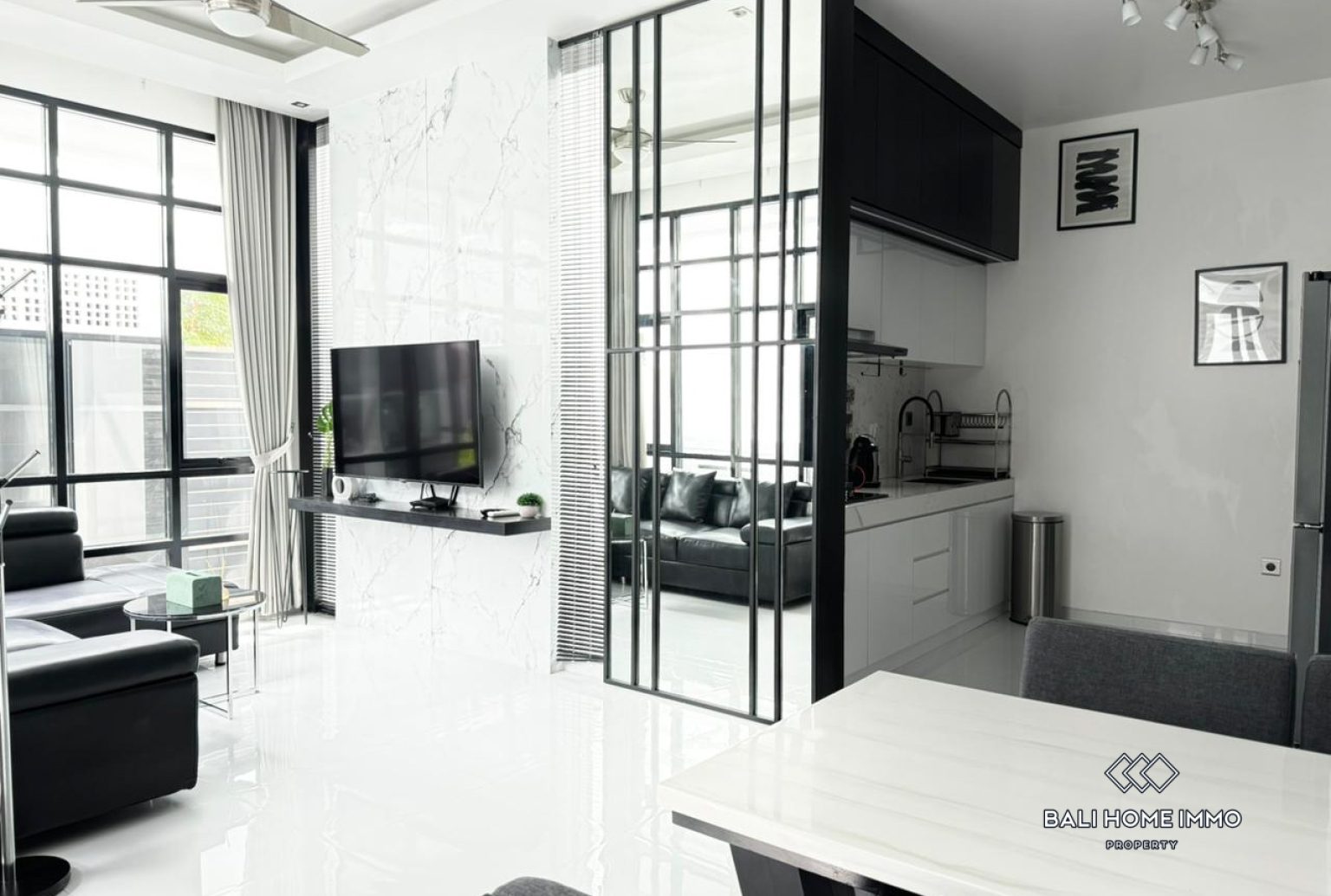 2-bedroom freehold villa in Kerobokan — photo 2 of 5