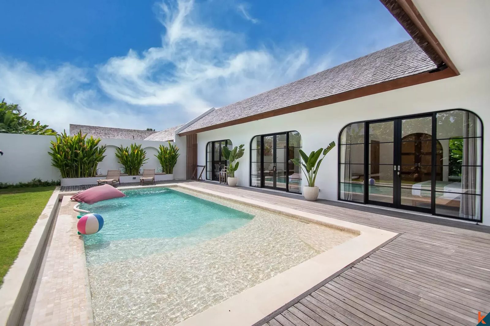 3-bedroom freehold villa in Uluwatu — photo 2 of 5