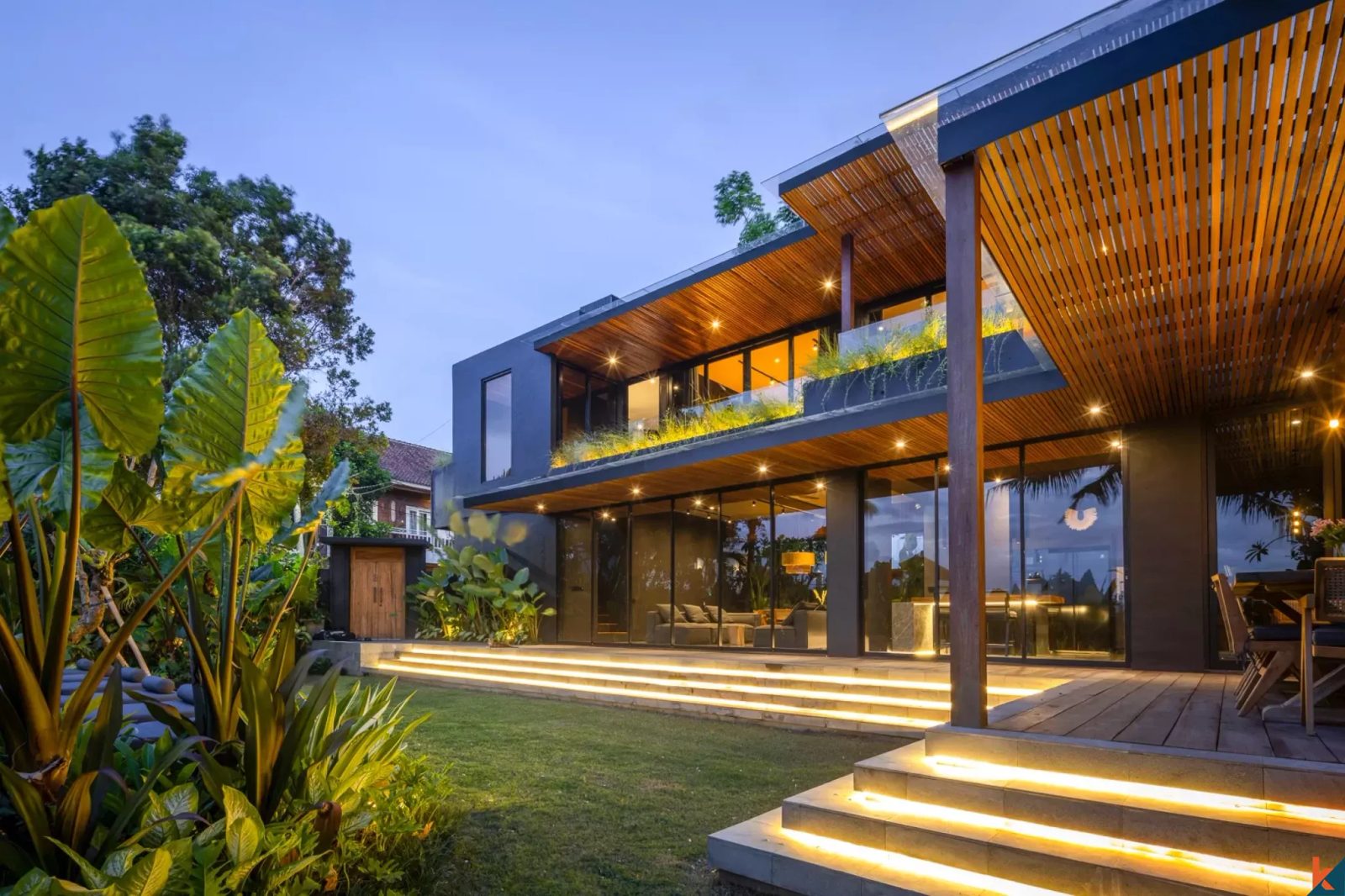 4-bedroom leasehold villa in Canggu — photo 3 of 5