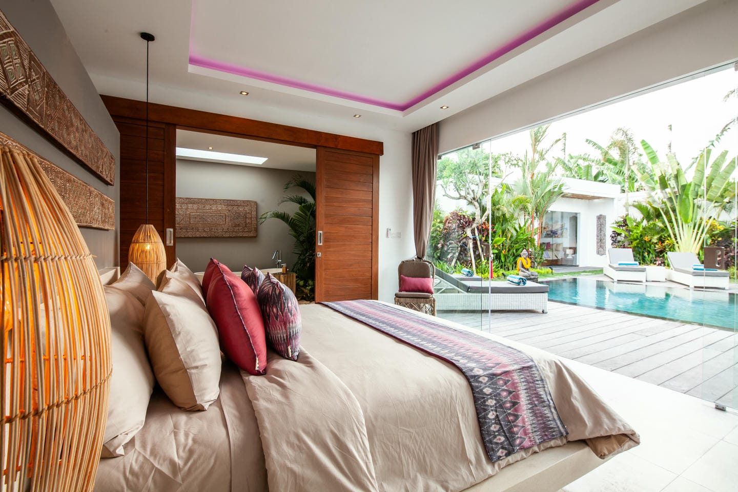 5-bedroom leasehold villa in Seminyak — photo 4 of 5