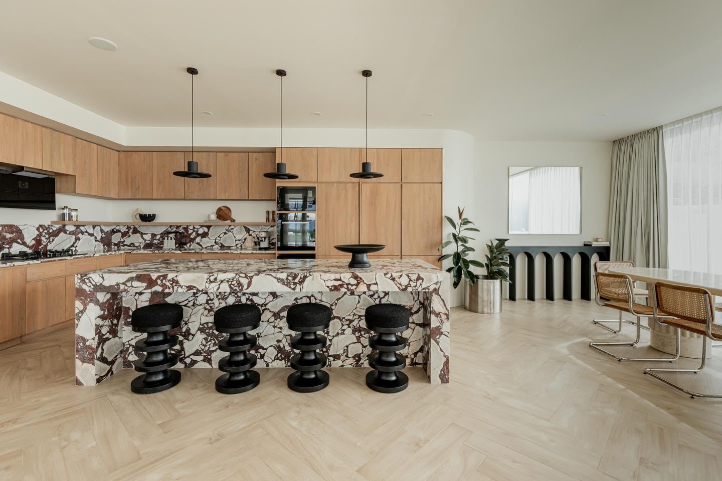 5-bedroom leasehold villa in Uluwatu — photo 3 of 5
