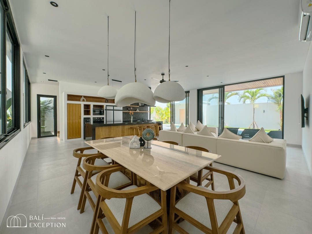 4-bedroom leasehold villa in Pererenan — photo 4 of 5