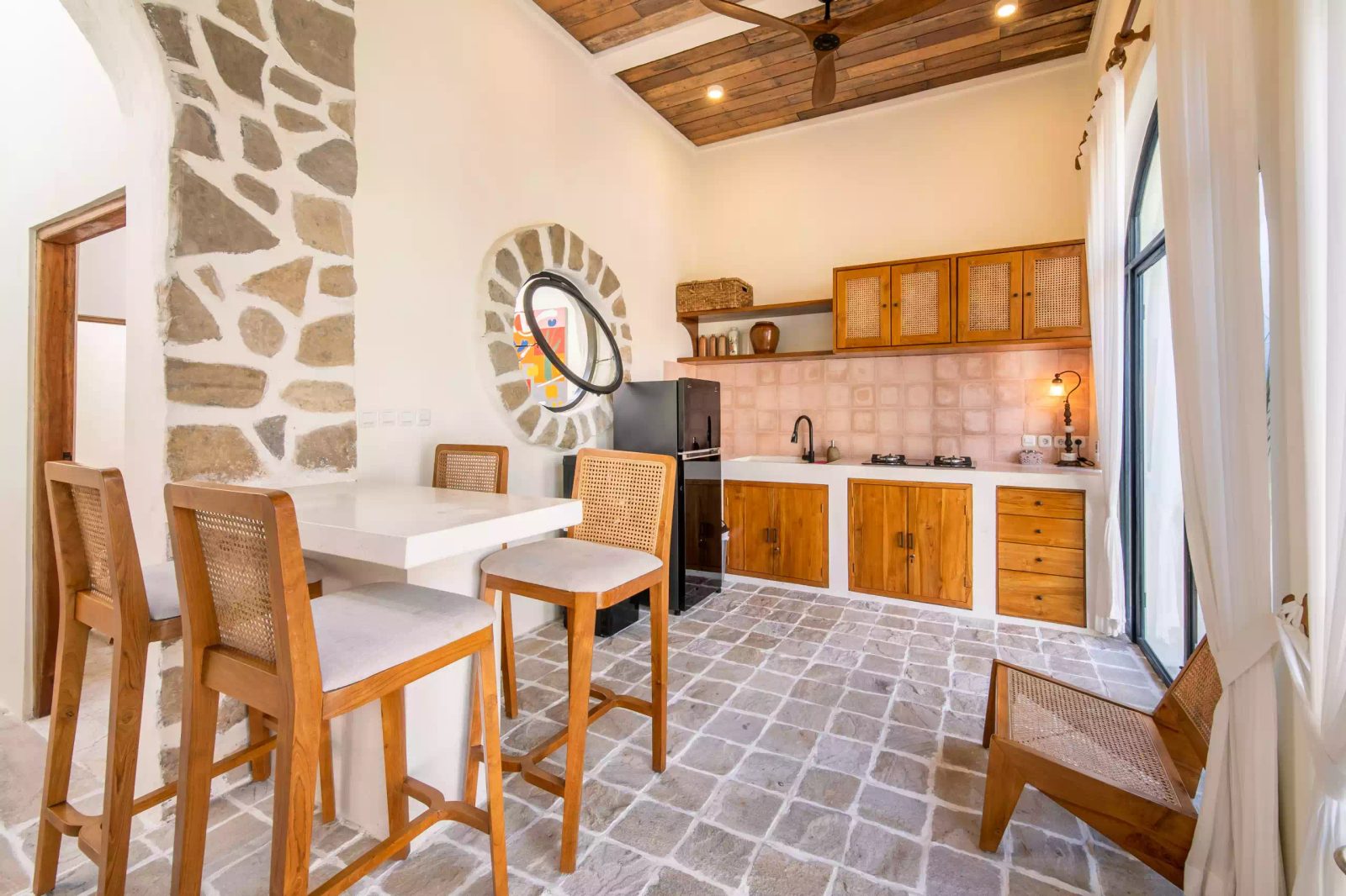 3-bedroom leasehold villa in Canggu — photo 3 of 5