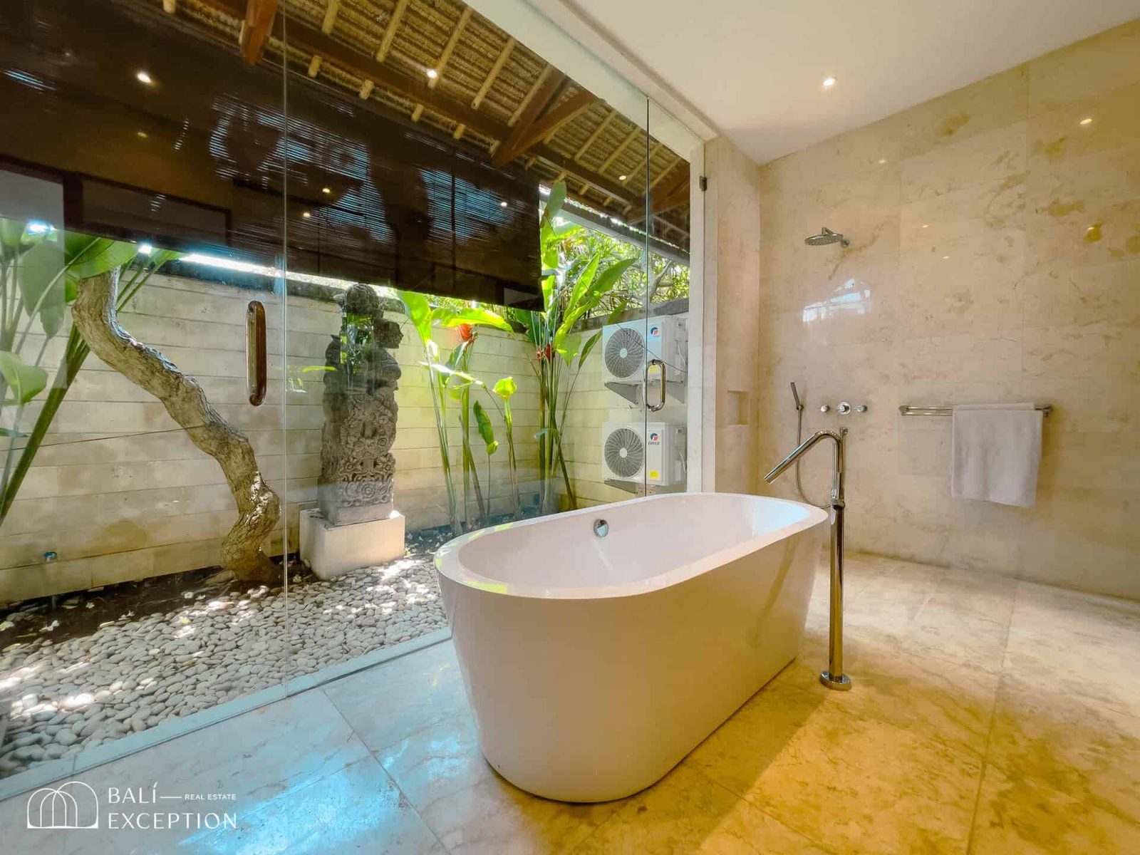 3-bedroom freehold villa in Seminyak — photo 5 of 5