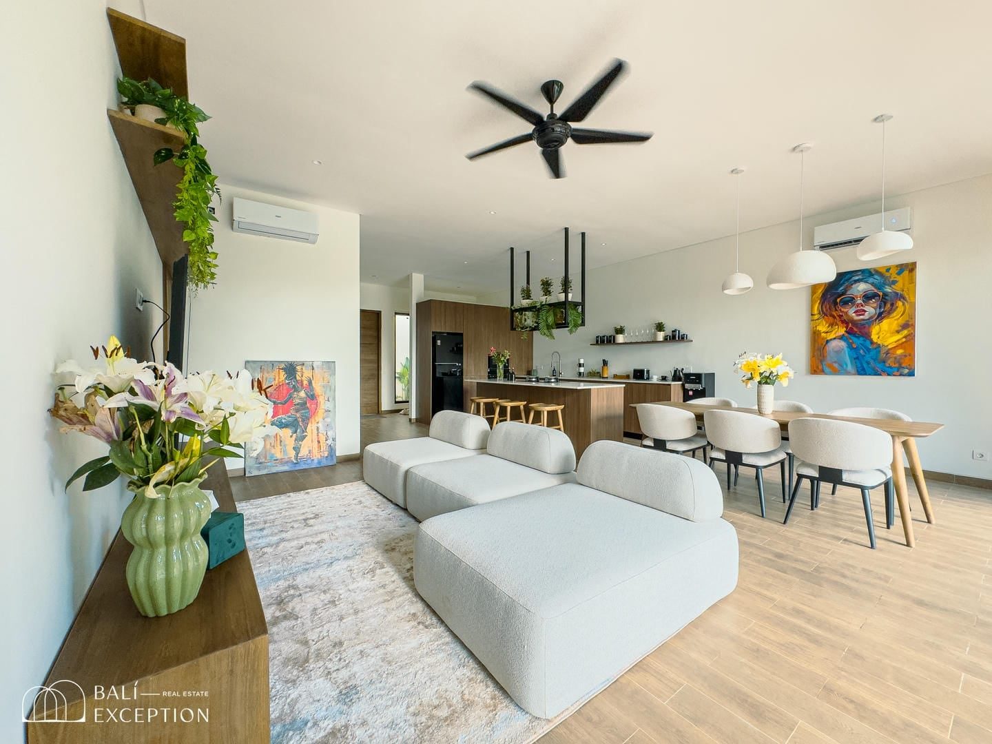 4-bedroom leasehold villa in Seminyak — photo 2 of 5