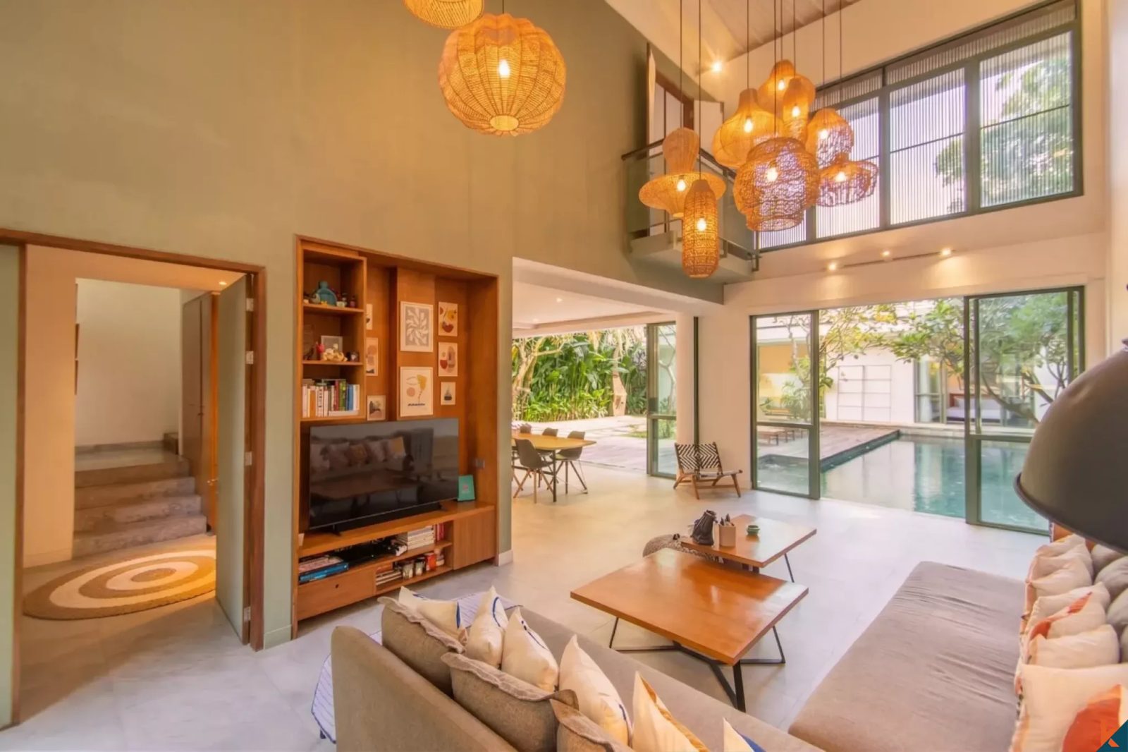 4-bedroom freehold villa in Pererenan — photo 5 of 5