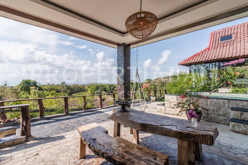 4-bedroom leasehold villa in Bingin — photo 4 of 5