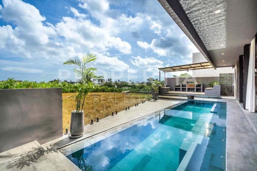 Industrial-style 6-bedroom Villa with Rice Field Views in Tumbak Bayuh