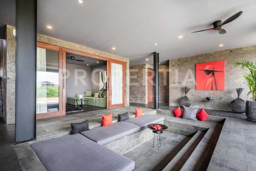 5-bedroom leasehold villa in Pererenan — photo 3 of 5