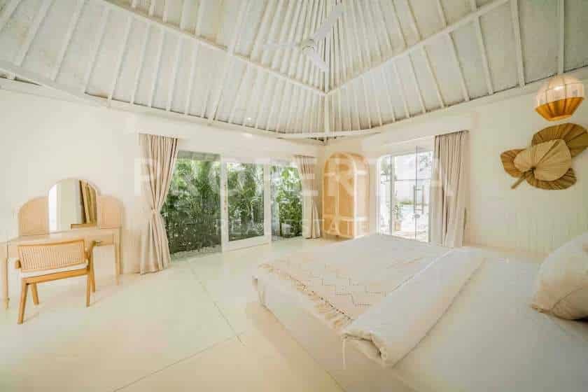 6-bedroom leasehold villa in Canggu — photo 5 of 5