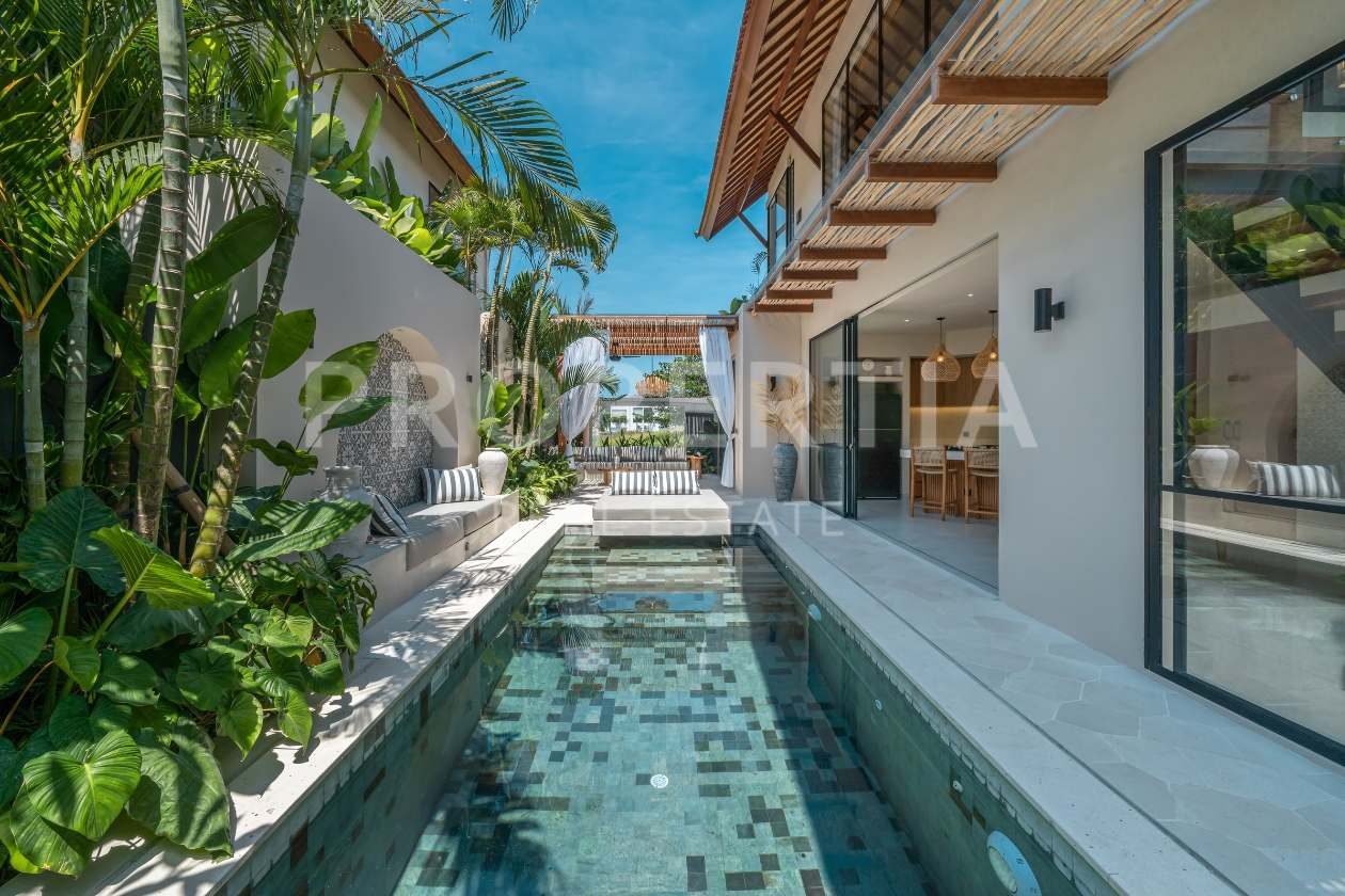 Beautiful Modern Tropical Villa Investment in Prime Bingin
