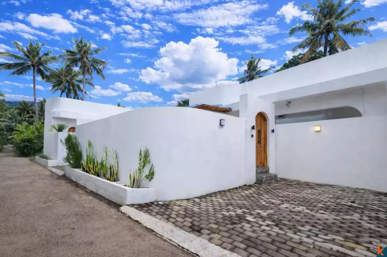 3-bedroom freehold villa in Lovina — photo 4 of 5
