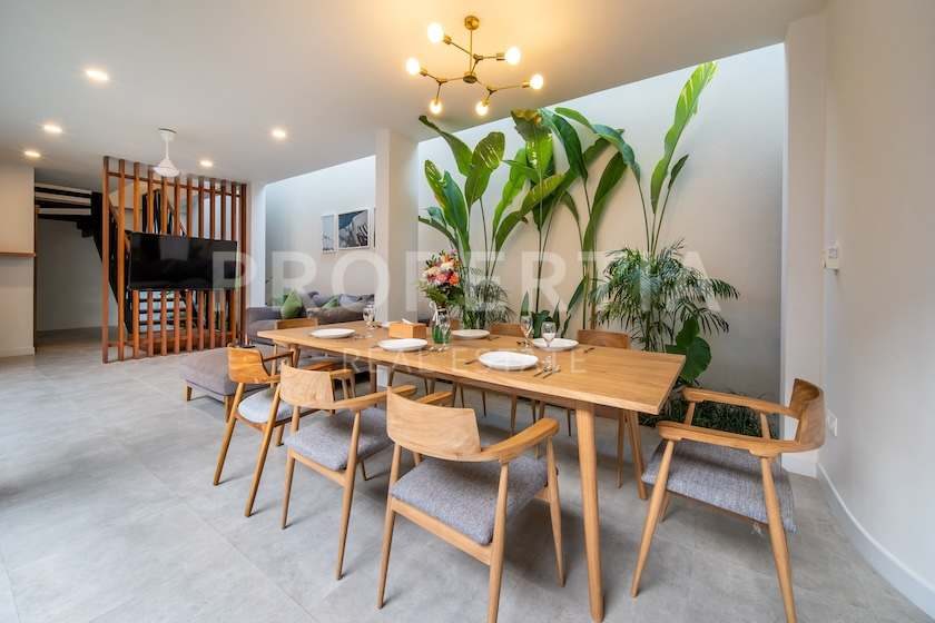 4-bedroom leasehold villa in Canggu — photo 3 of 5