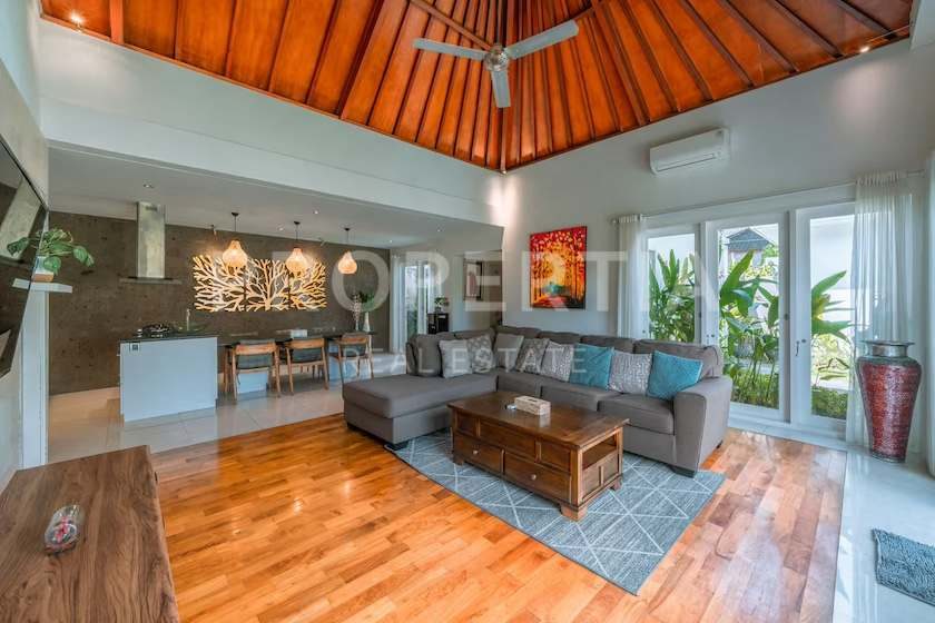 3-bedroom freehold villa in Canggu — photo 3 of 5