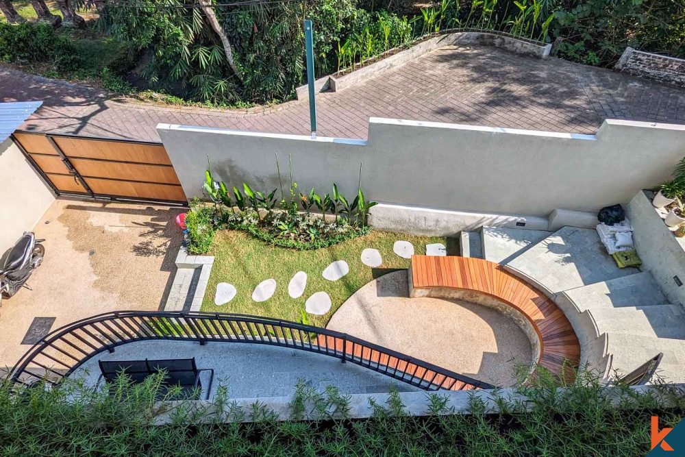 4-bedroom freehold villa in Canggu — photo 5 of 5
