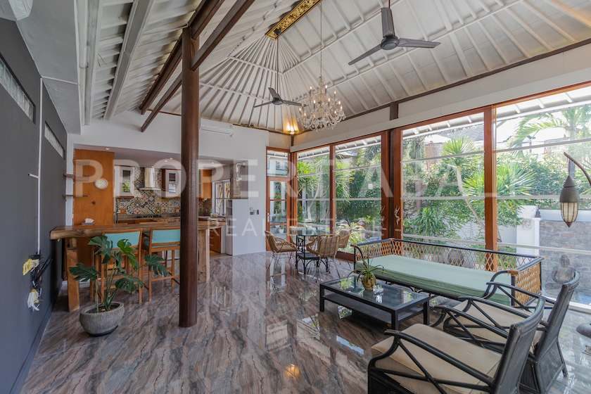 4-bedroom freehold villa in Canggu — photo 3 of 5
