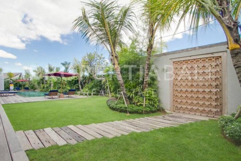 5-bedroom freehold villa in Canggu — photo 4 of 5