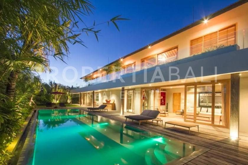 5-bedroom freehold villa in Canggu — photo 2 of 5