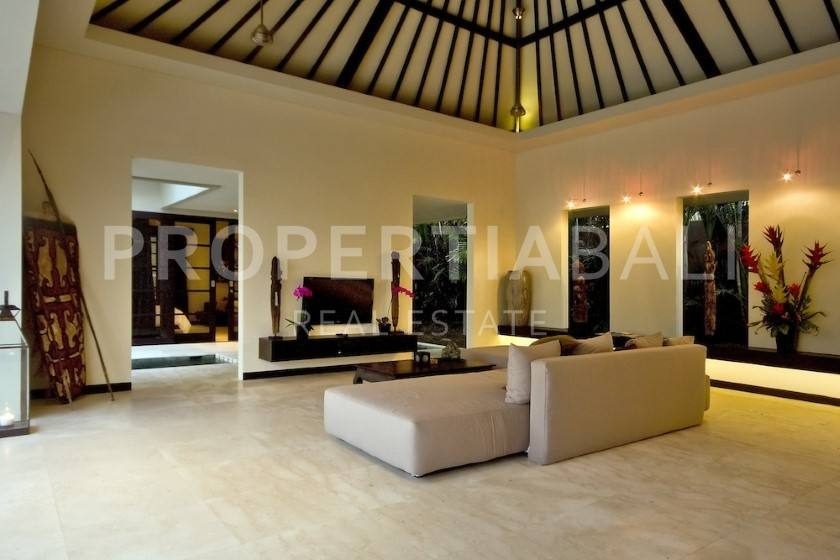 4-bedroom freehold villa in Berawa — photo 5 of 5