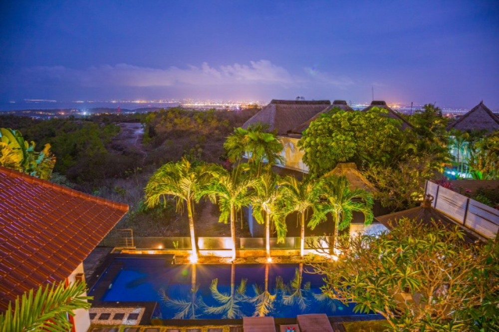 3-bedroom freehold villa in Bingin — photo 2 of 5
