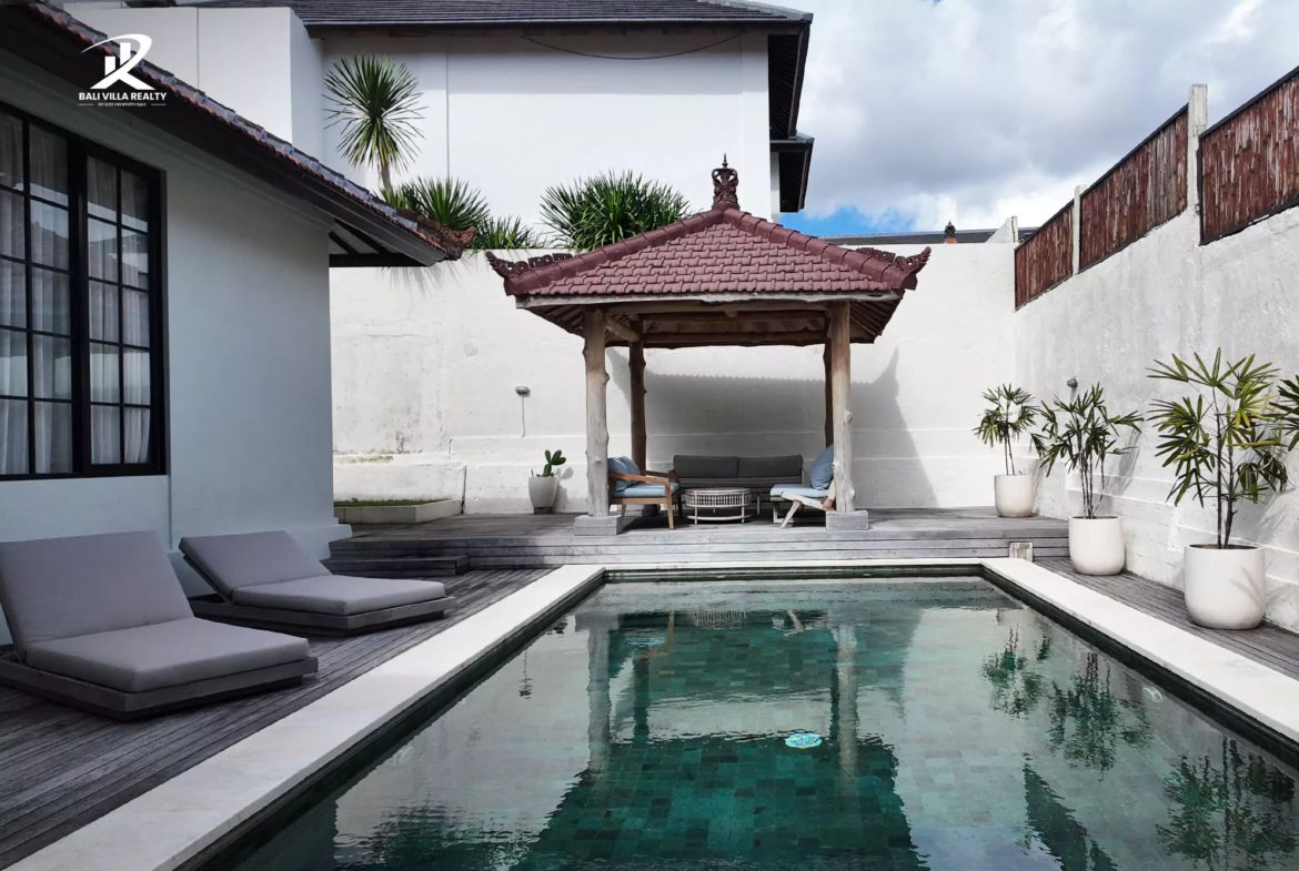 2-bedroom leasehold villa in Seminyak — photo 2 of 4