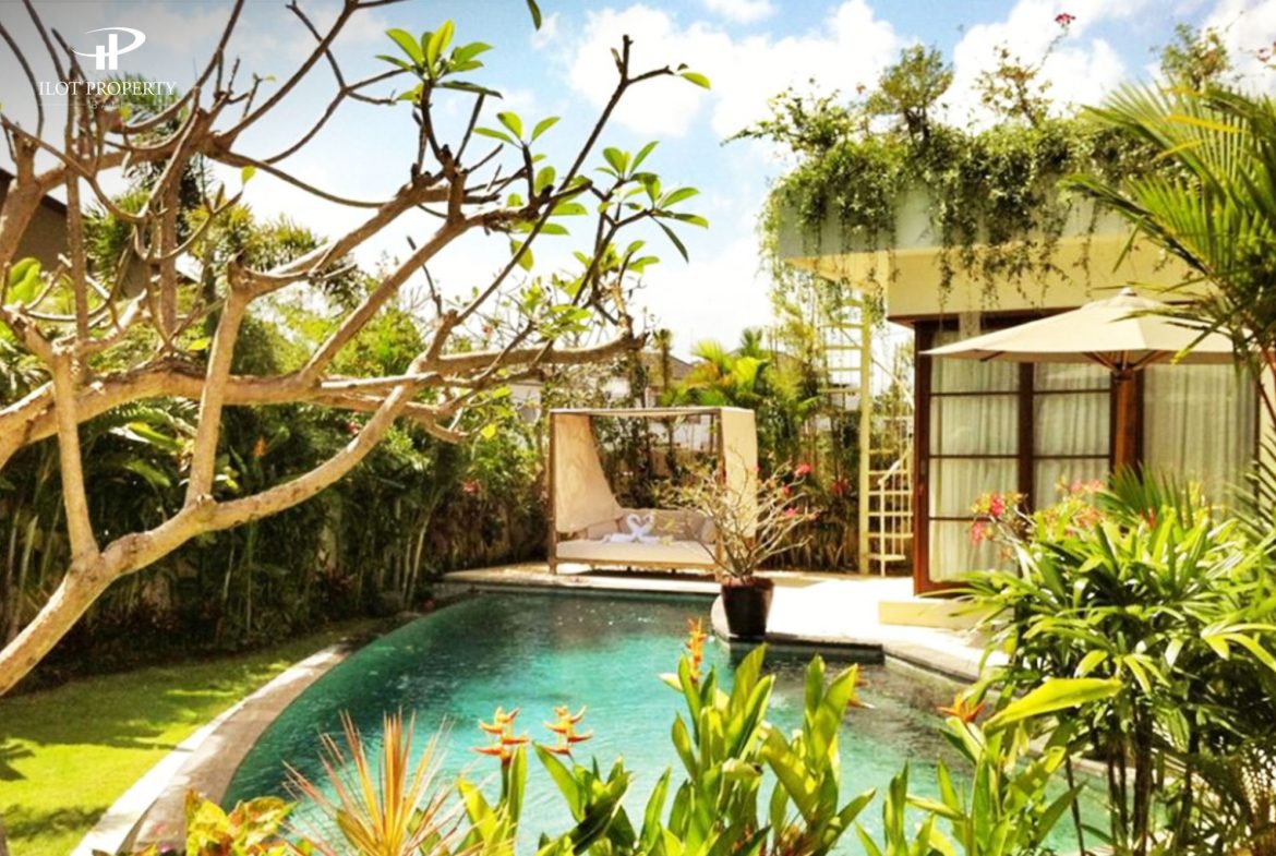 Stunning Modern 2 Bedrooms Villa For Sale Leasehold in Umalas, Bali