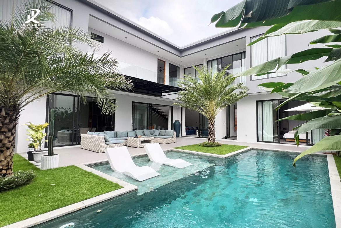 4-bedroom leasehold villa in Kerobokan — photo 3 of 5