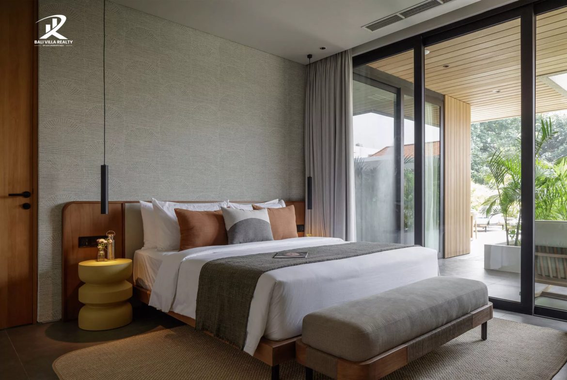 4-bedroom freehold villa in Canggu — photo 4 of 5