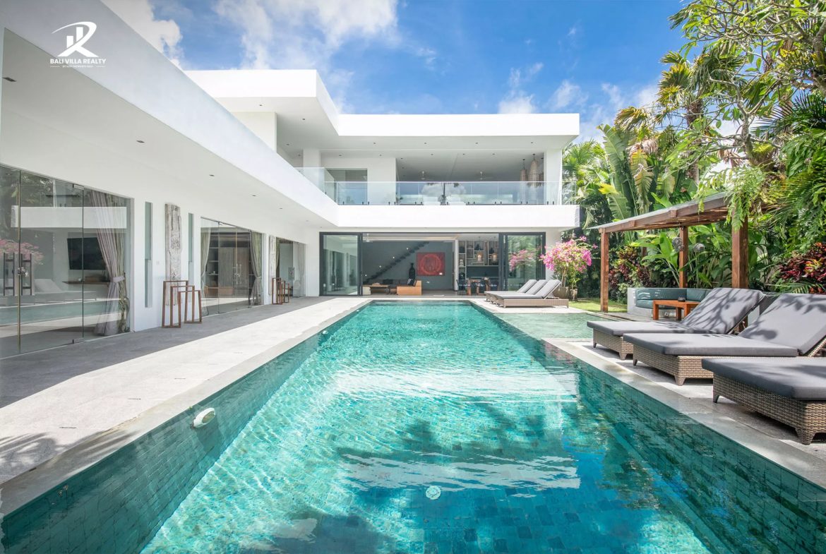 5-bedroom leasehold villa in Canggu — photo 3 of 4