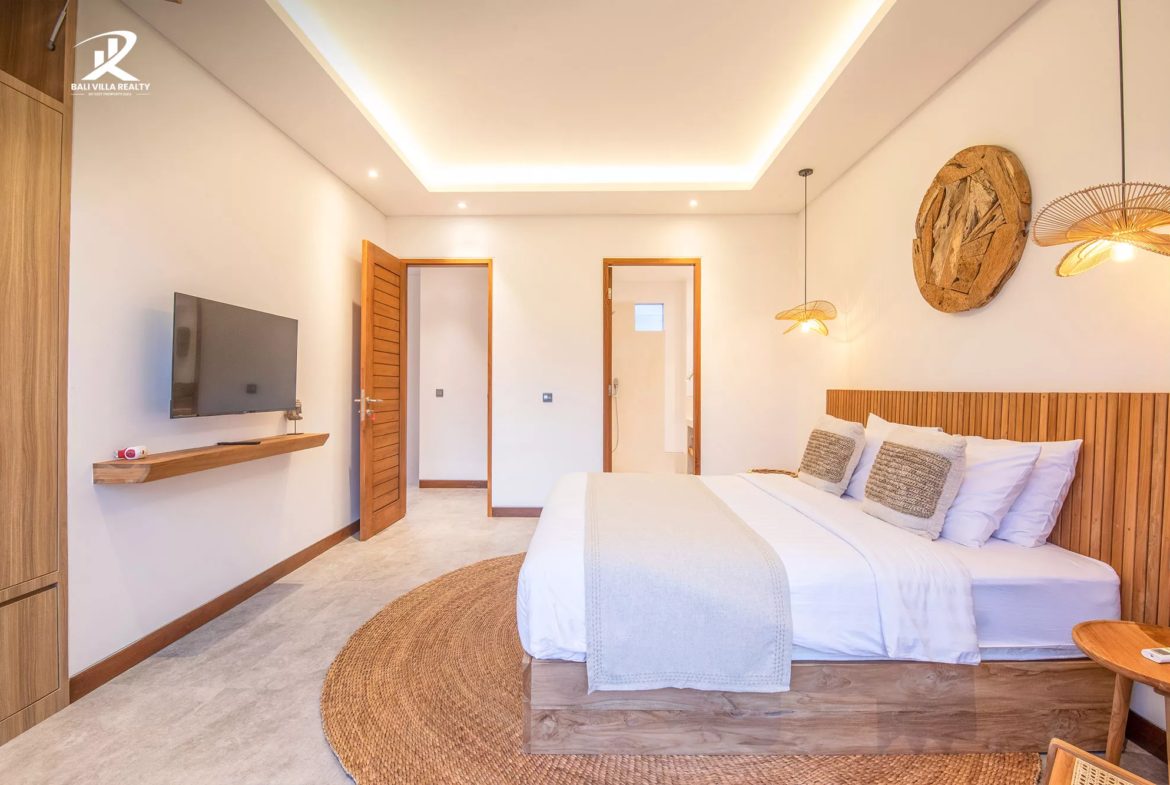 4-bedroom leasehold villa in Canggu — photo 5 of 5