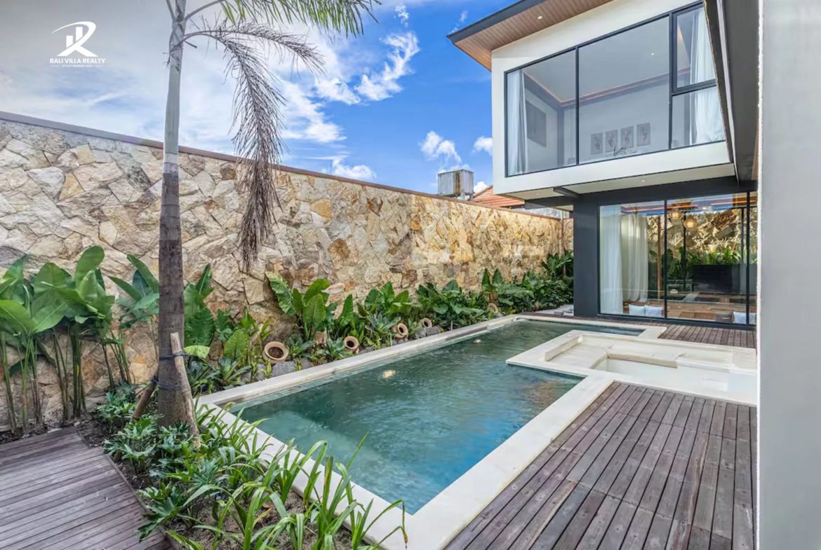 3-bedroom leasehold villa in Kerobokan — photo 2 of 4