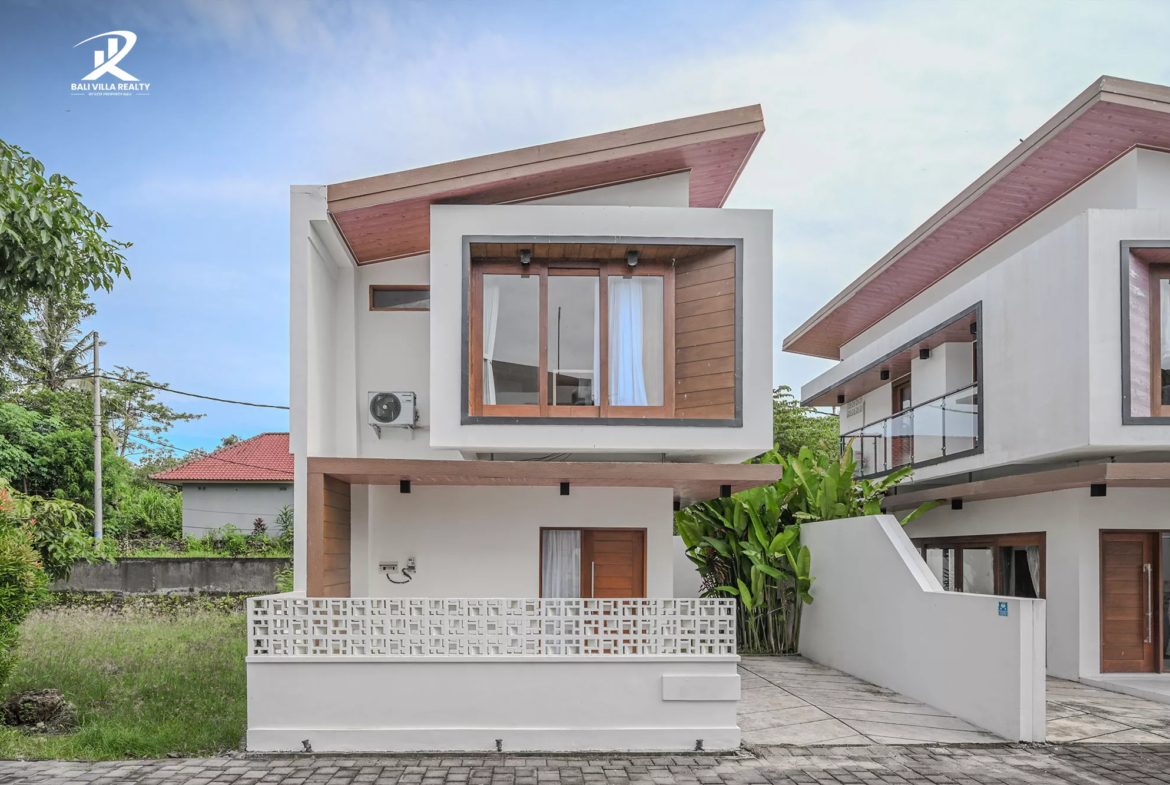 Modern 2BR Freehold Townhouse Villa with Pool in Pecatu