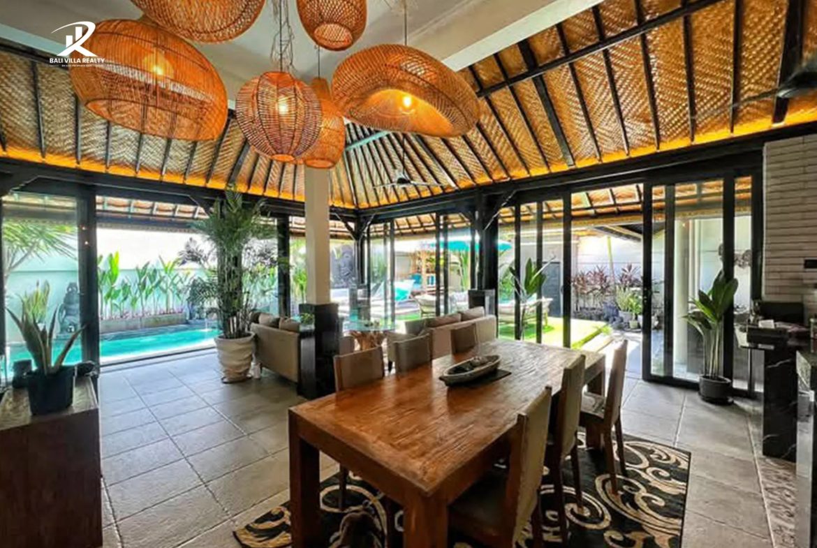 Prime 4BR Leasehold Villa in Central Seminyak Near Beach