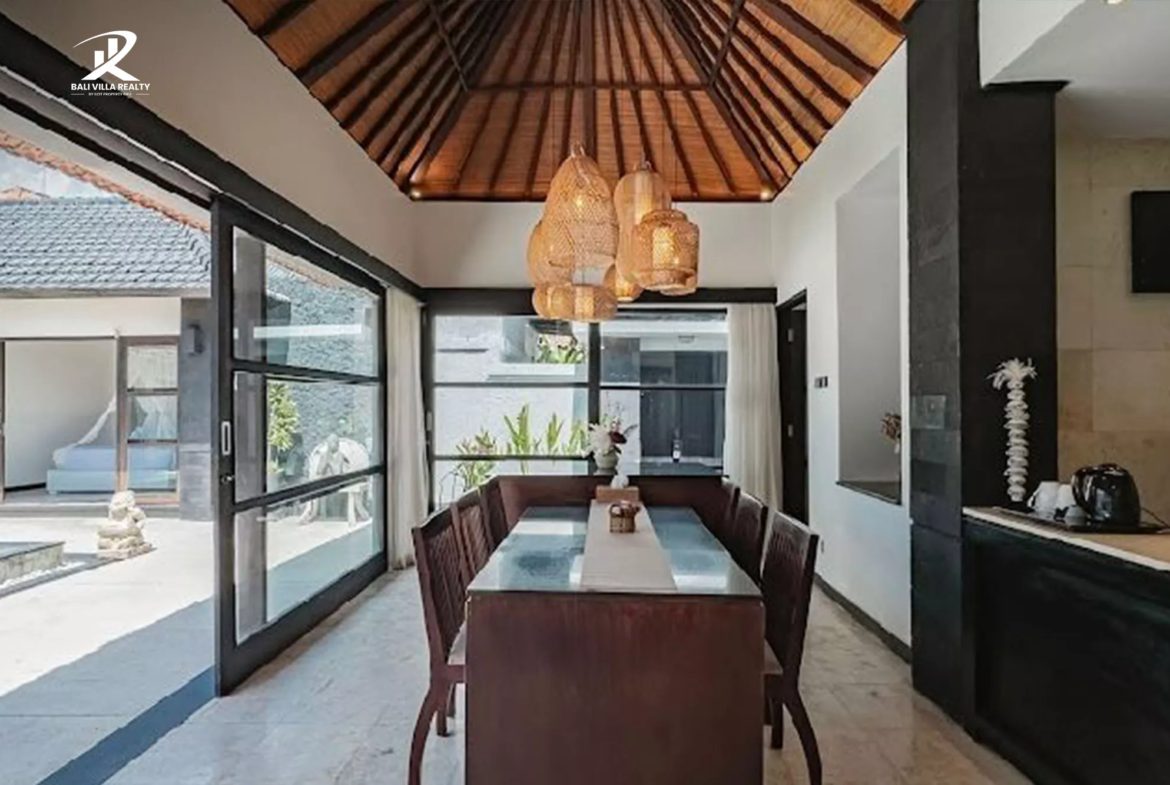 4-bedroom freehold villa in Kerobokan — photo 4 of 4