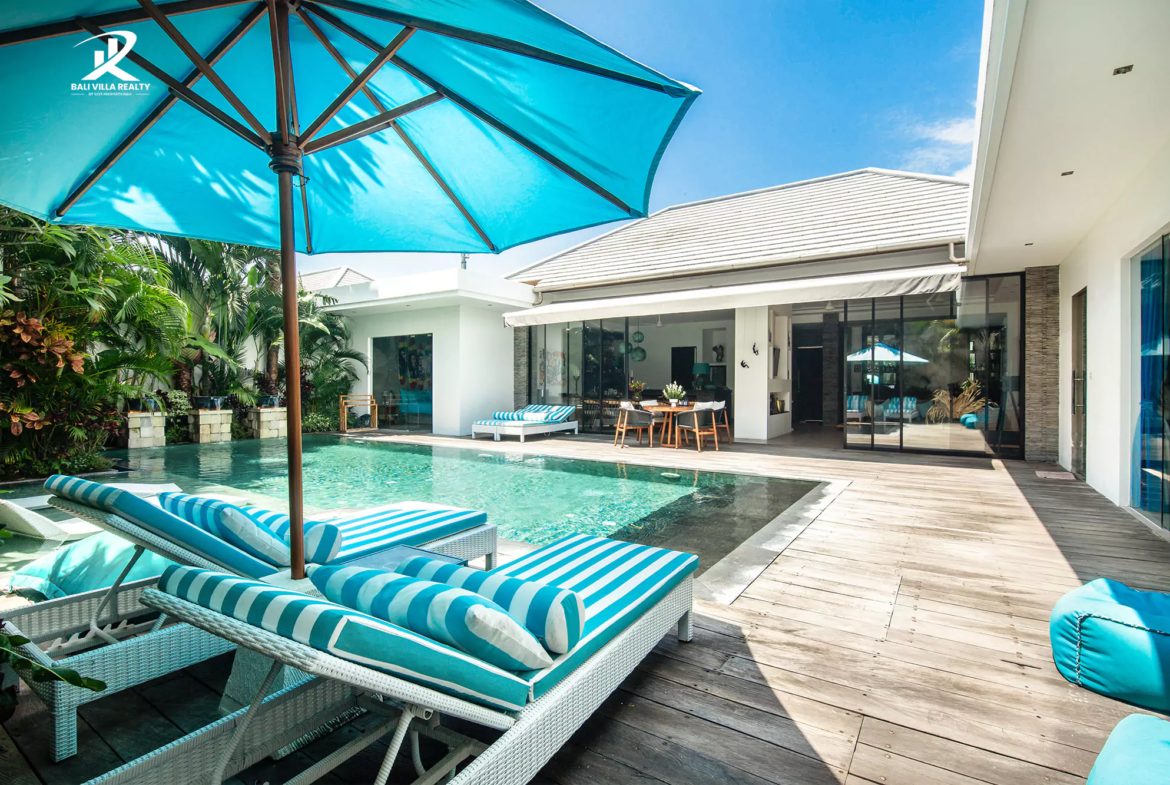 5-bedroom leasehold villa in Canggu — photo 2 of 4