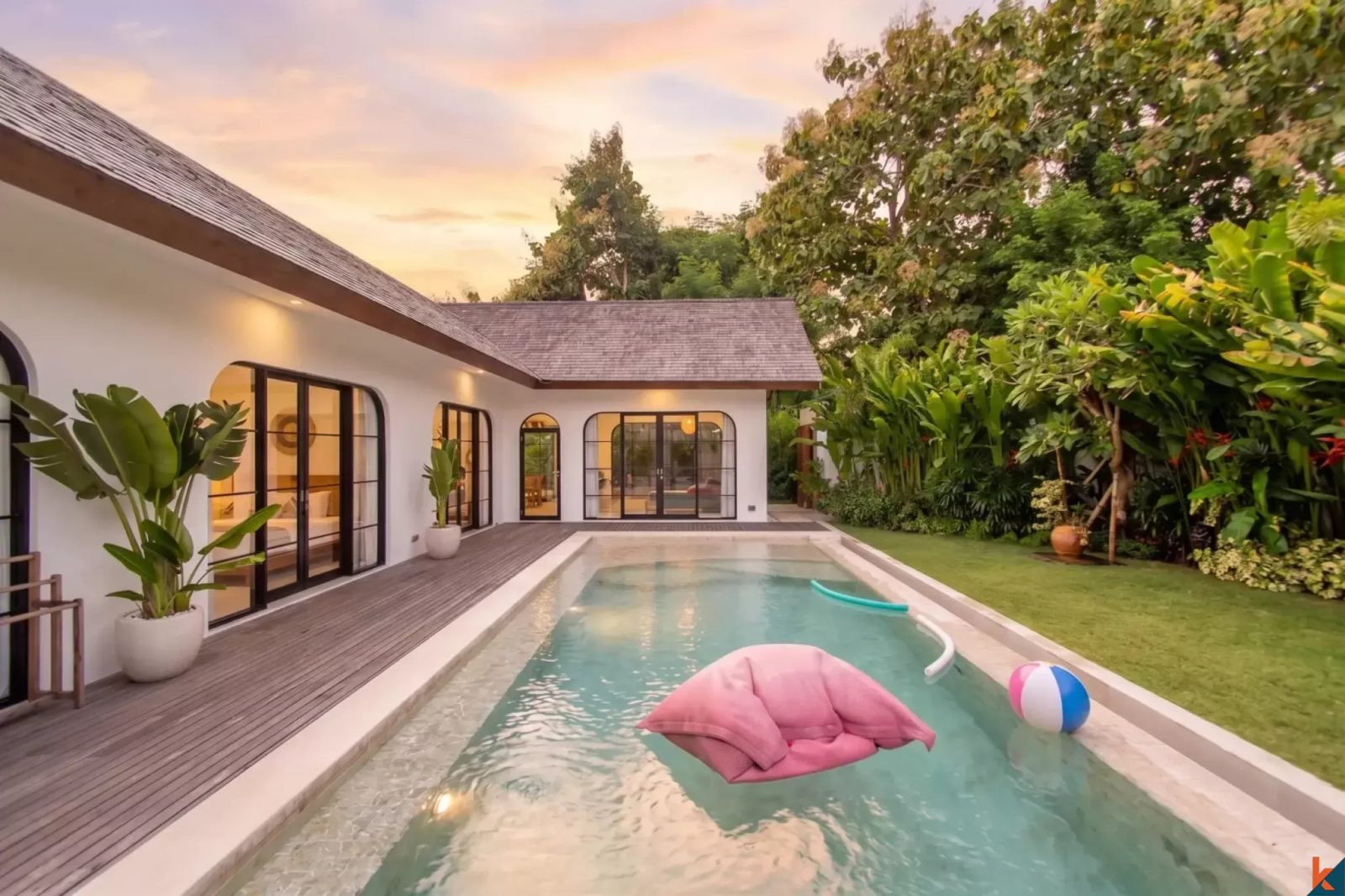 Charming leasehold three bedroom property for sale in Uluwatu