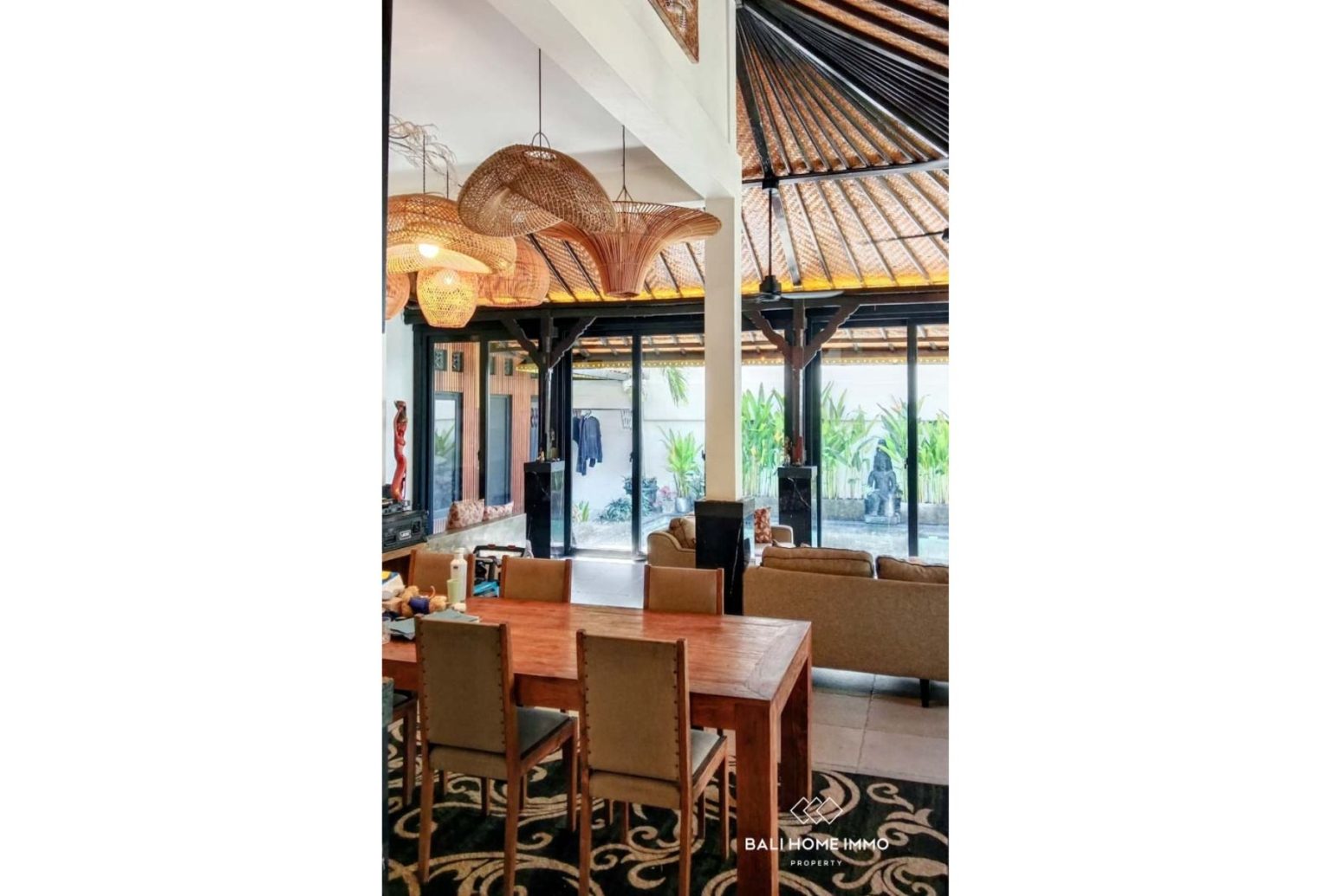 4-bedroom leasehold villa in Seminyak — photo 5 of 5