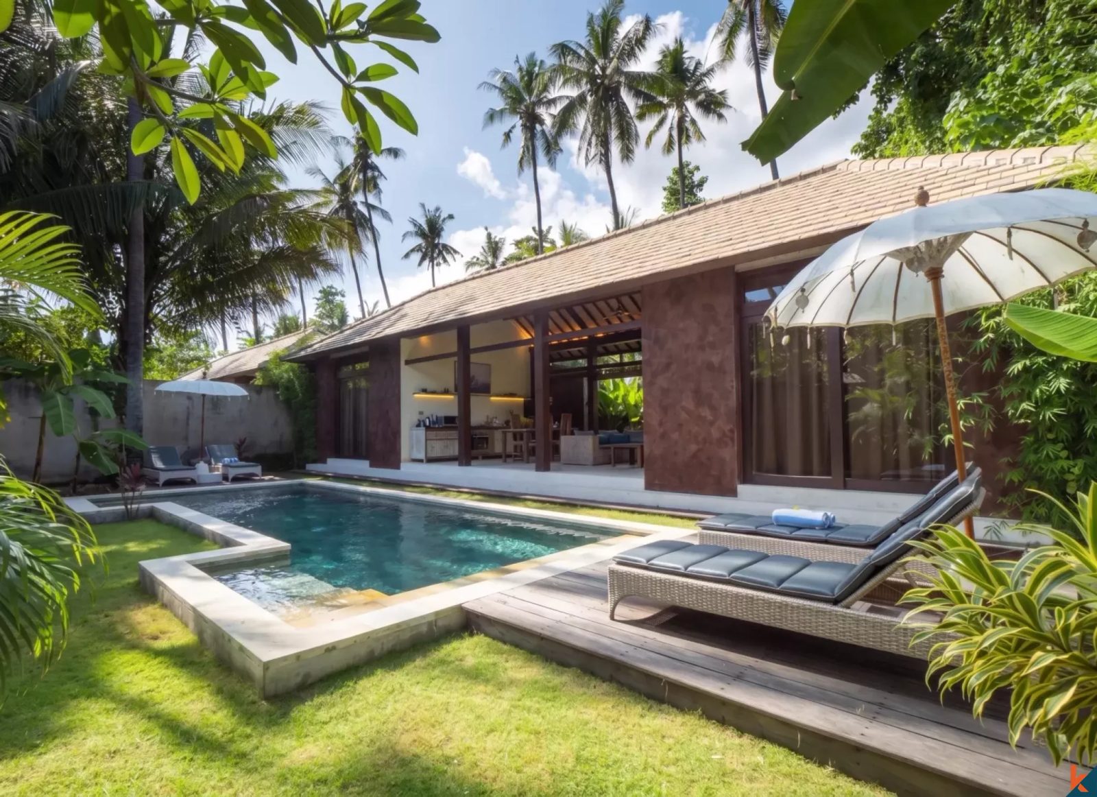 4-bedroom freehold villa in Lovina — photo 5 of 5