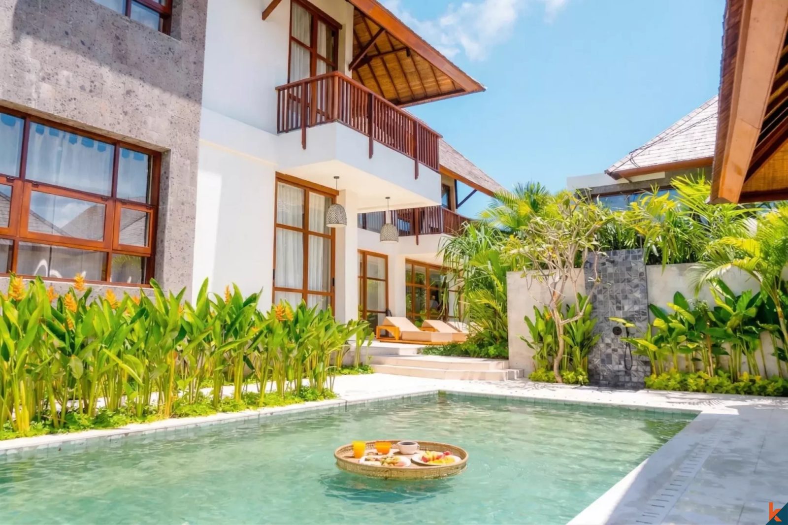 Premium Living Six Bedroom Leasehold Property in Peaceful Nyanyi