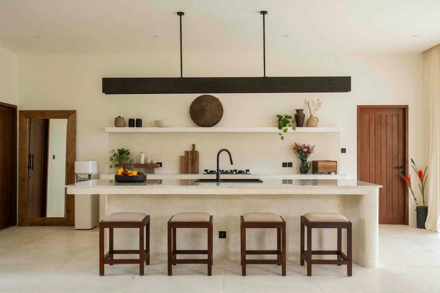 6-bedroom leasehold villa in Pererenan — photo 3 of 5