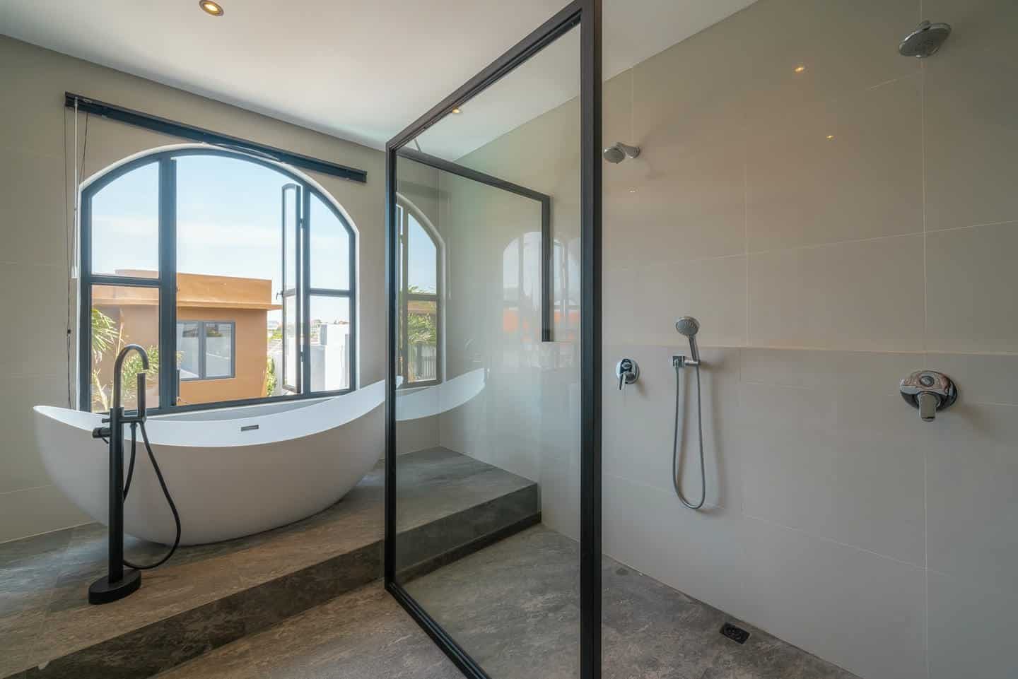 5-bedroom leasehold villa in Canggu — photo 5 of 5