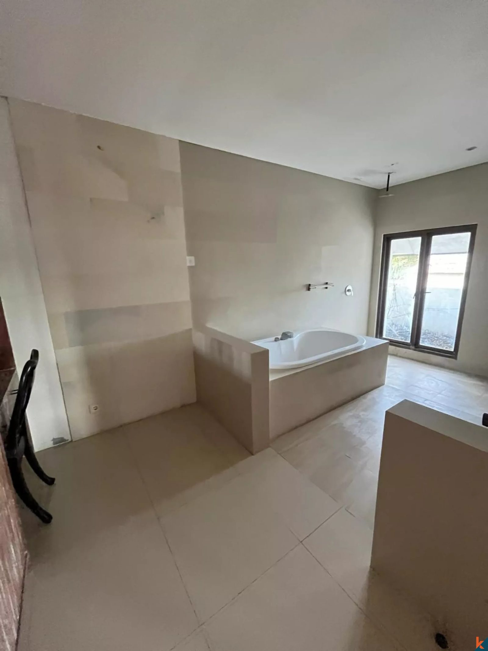 4-bedroom freehold villa in Seminyak — photo 4 of 5