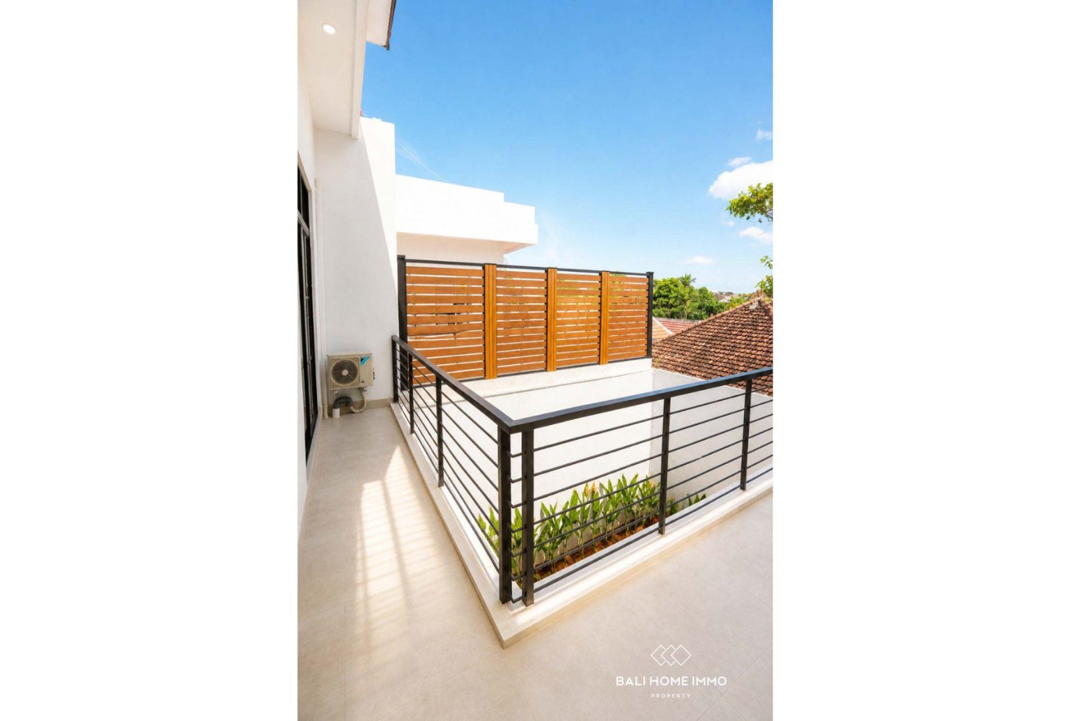 4-bedroom freehold villa in Seminyak — photo 5 of 5