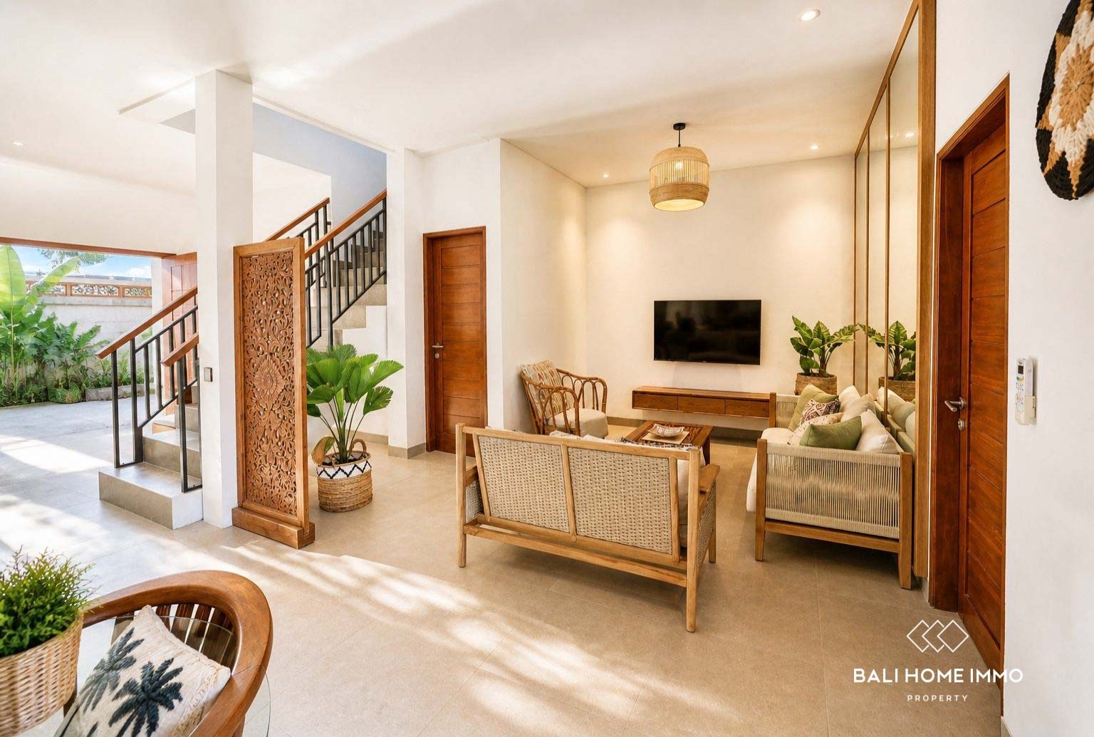 3-bedroom freehold villa in Seminyak — photo 2 of 5