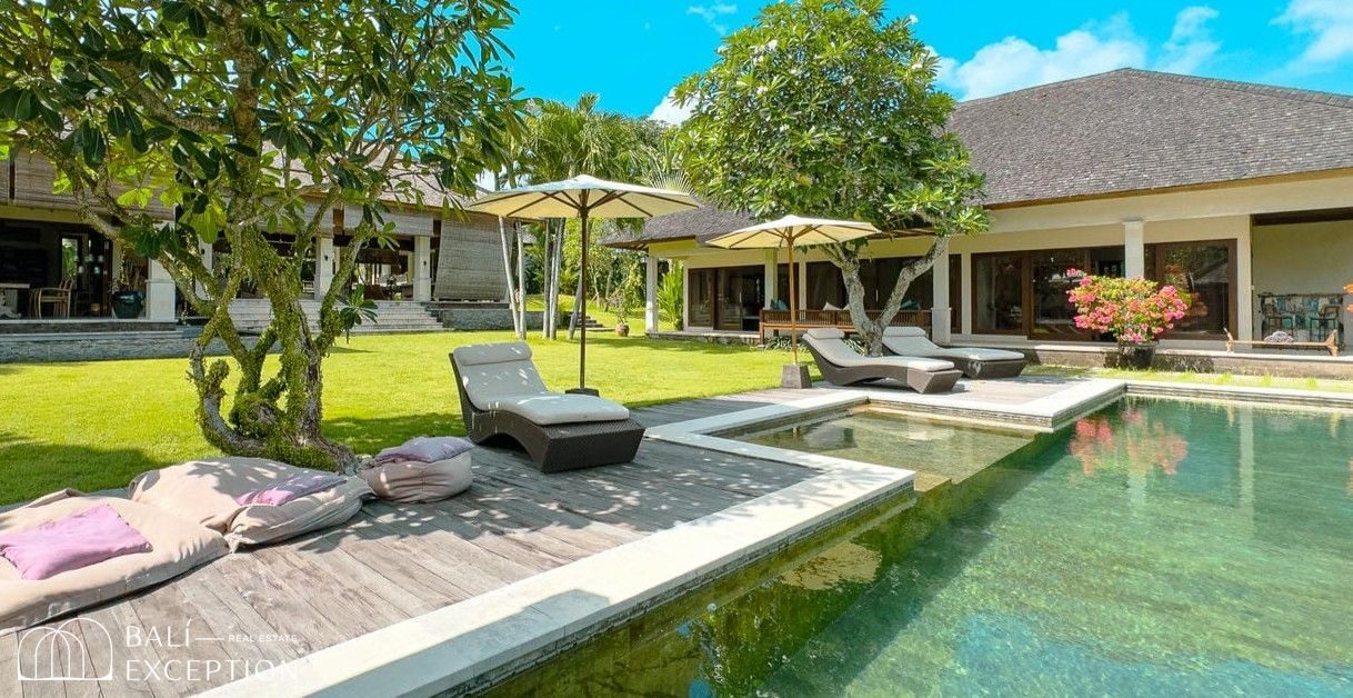 5-bedroom freehold villa in Canggu — photo 1 of 5